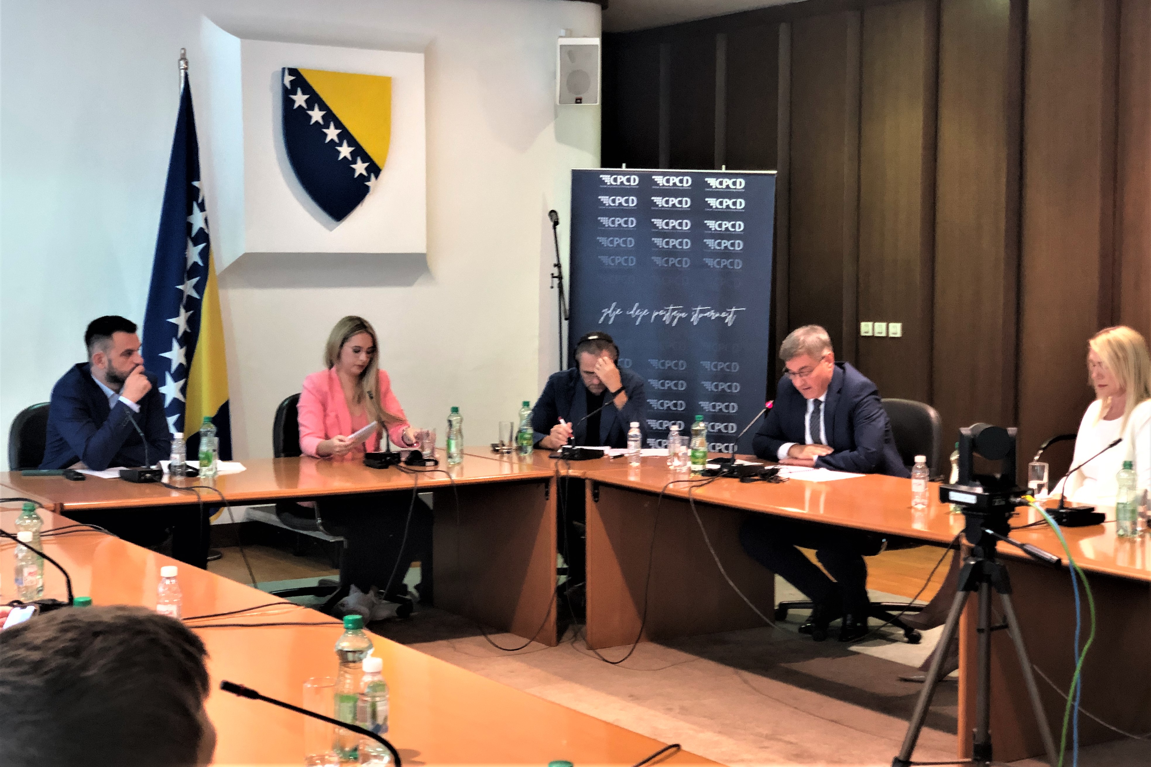 Zamjenik predsjedatelja Zastupničkog doma PSBiH dr. Denis Zvizdić obratio se sudionicima konferencije o Berlinskom procesu pod nazivom “Tri sporazuma o mobilnosti godinu dana nakon potpisivanja”